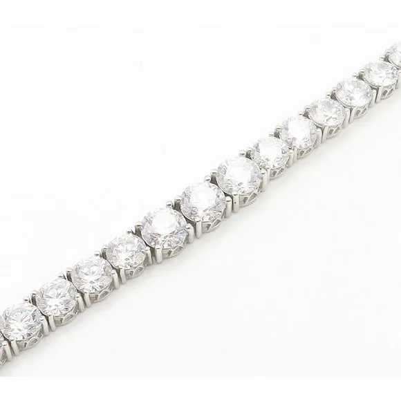 925 Sterling Silver Sparkling Graduated Cubic Zirconia Chain Necklace NE2471